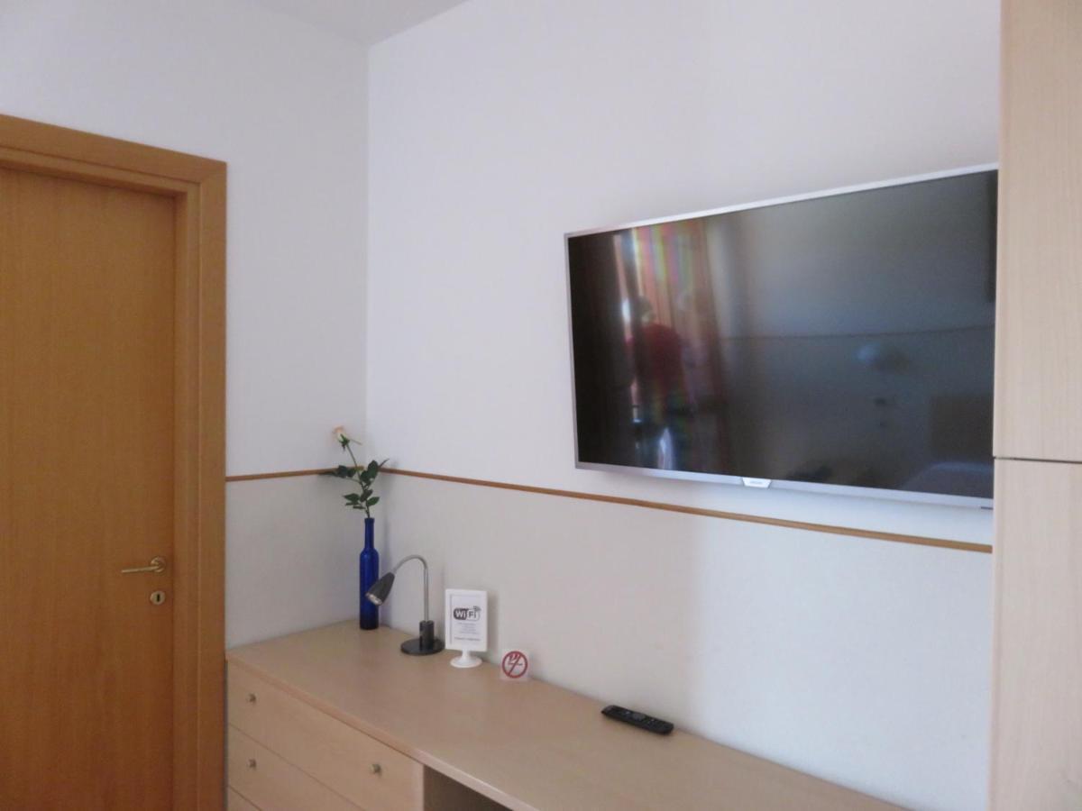 Hotel Da Si-Si Gemona del Friuli Esterno foto