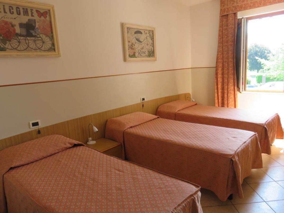 Hotel Da Si-Si Gemona del Friuli Esterno foto